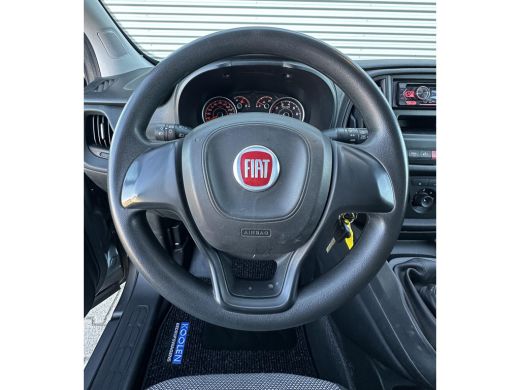 Fiat Dobló Cargo 1.6 MJ 3 zits Trekhaak inrichting ActivLease financial lease