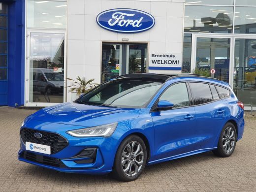 Ford Focus 1.0 EcoBoost Hybrid ST Line Automaat | Panoramadak Winterpack | Camera