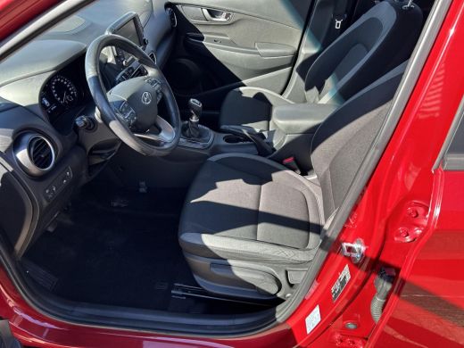 Hyundai KONA 1.0 T-GDI Comfort | Navigatie | Licht metalen velgen | Climate Control | All Season banden | ActivLease financial lease