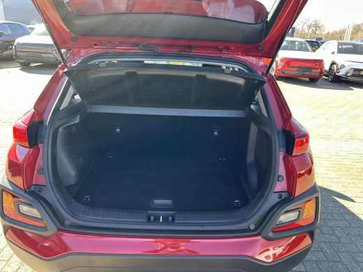 Hyundai KONA 1.0 T-GDI Comfort | Navigatie | Licht metalen velgen | Climate Control | All Season banden | ActivLease financial lease