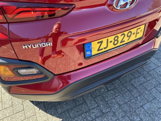 Hyundai KONA 1.0 T-GDI Comfort | Navigatie | Licht metalen velgen | Climate Control | All Season banden | ActivLease financial lease