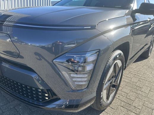 Hyundai KONA Electric Comfort Smart 65.4 kWh ActivLease financial lease