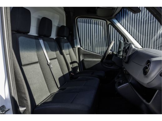 Mercedes Sprinter 314 CDI L3 Bakwagen met laadklep | Automaat | Mbux | Euro 6 | | Carplay | Navigatie | Climate | C... ActivLease financial lease