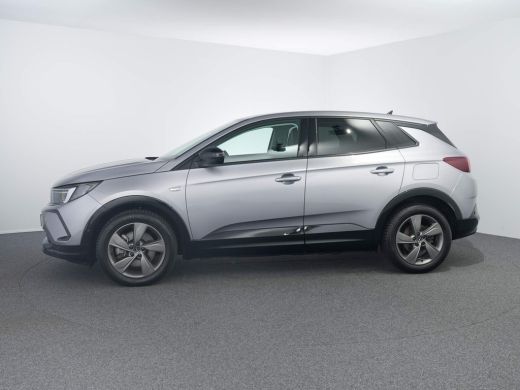 Opel Grandland 1.6 Turbo PHEV 225 pk | Adaptieve Cruise Controle | Stuurverwarming | Achteruitrijcamera | ActivLease financial lease