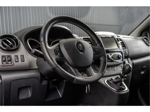 Renault Trafic 1.6 dCi L2H1 | Euro 6 | 5-Persoons | Cruise | Climate | Camera | Navigatie | DC ActivLease financial lease