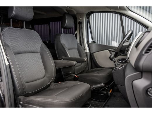 Renault Trafic 1.6 dCi L2H1 | Euro 6 | 5-Persoons | Cruise | Climate | Camera | Navigatie | DC ActivLease financial lease