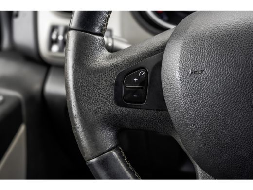 Renault Trafic 1.6 dCi L2H1 | Euro 6 | 5-Persoons | Cruise | Climate | Camera | Navigatie | DC ActivLease financial lease