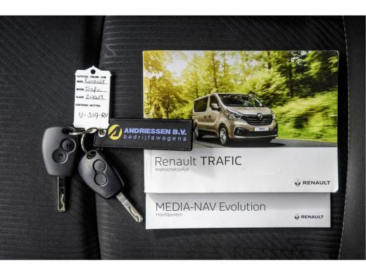 Renault Trafic 1.6 dCi L2H1 | Euro 6 | 5-Persoons | Cruise | Climate | Camera | Navigatie | DC ActivLease financial lease