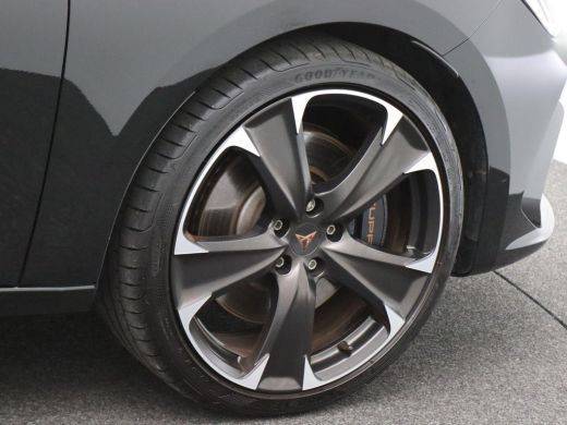 Seat Leon Sportstourer 1.4 e-Hybrid 245 PK DSG lederen bekleding, full led, cruise control, elek. bedienbare voorstoel m... ActivLease financial lease