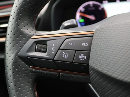 Seat Leon Sportstourer 1.4 e-Hybrid 245 PK DSG lederen bekleding, full led, cruise control, elek. bedienbare voorstoel m... ActivLease financial lease