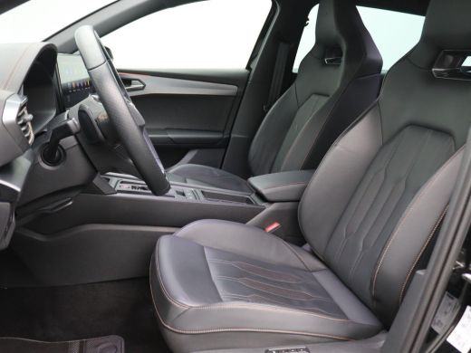 Seat Leon Sportstourer 1.4 e-Hybrid 245 PK DSG lederen bekleding, full led, cruise control, elek. bedienbare voorstoel m... ActivLease financial lease