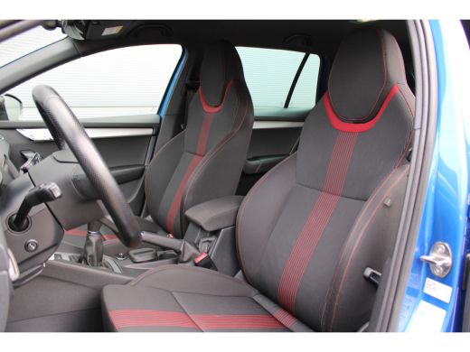 Skoda Octavia Combi Combi 1.0 TSI Greentech Sport Business | NAVI | CARPLAY | | NAVI | APPLE CARPLAY | ANDROID ... ActivLease financial lease