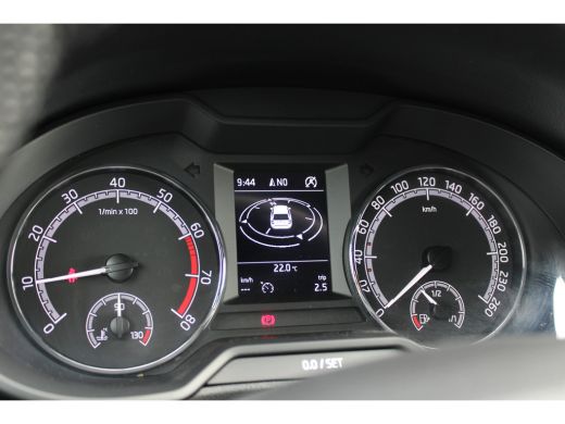 Skoda Octavia Combi Combi 1.0 TSI Greentech Sport Business | NAVI | CARPLAY | | NAVI | APPLE CARPLAY | ANDROID ... ActivLease financial lease