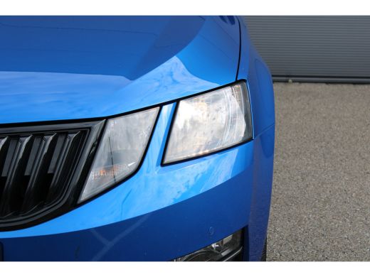Skoda Octavia Combi Combi 1.0 TSI Greentech Sport Business | NAVI | CARPLAY | | NAVI | APPLE CARPLAY | ANDROID ... ActivLease financial lease