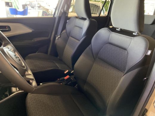 Suzuki Swift 1.2 Style Smart Hybrid Airco | Navigatiesysteem | Lichtmetalen velgen | Stoelverwarming | Cruise ... ActivLease financial lease