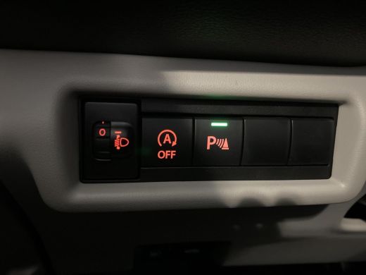 Suzuki Swift 1.2 Style Smart Hybrid Airco | Navigatiesysteem | Lichtmetalen velgen | Stoelverwarming | Cruise ... ActivLease financial lease
