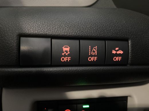 Suzuki Swift 1.2 Style Smart Hybrid Airco | Navigatiesysteem | Lichtmetalen velgen | Stoelverwarming | Cruise ... ActivLease financial lease