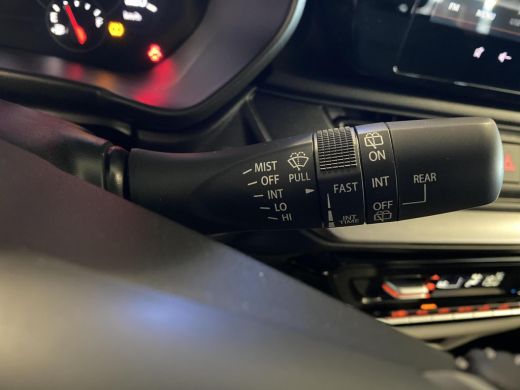 Suzuki Swift 1.2 Style Smart Hybrid Airco | Navigatiesysteem | Lichtmetalen velgen | Stoelverwarming | Cruise ... ActivLease financial lease