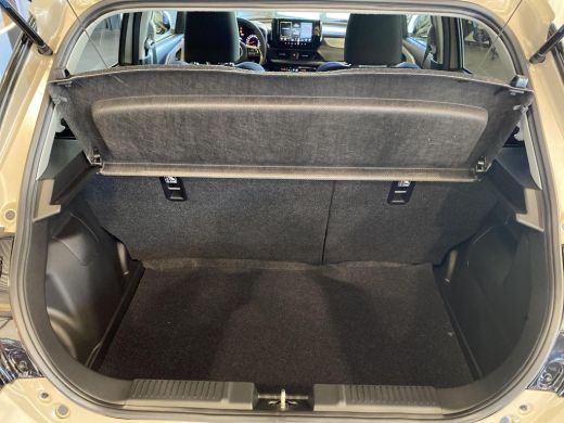Suzuki Swift 1.2 Style Smart Hybrid Airco | Navigatiesysteem | Lichtmetalen velgen | Stoelverwarming | Cruise ... ActivLease financial lease