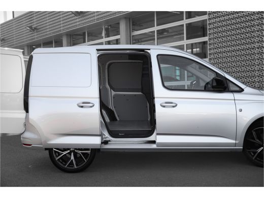 Volkswagen Caddy 2.0 TDI Style | Automaat | 19 Inch velgen | Nav | Betimmerd ActivLease financial lease