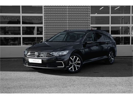 Volkswagen Passat Variant 1.4 TSI PHEV GTE Business | Winterpakket | Camera | Carplay