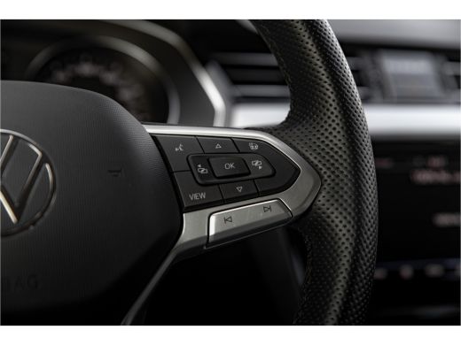 Volkswagen Passat Variant 1.4 TSI PHEV GTE Business | Winterpakket | Carplay | Camera ActivLease financial lease