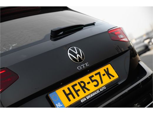 Volkswagen Passat Variant 1.4 TSI PHEV GTE Business | Winterpakket | Carplay | Camera ActivLease financial lease