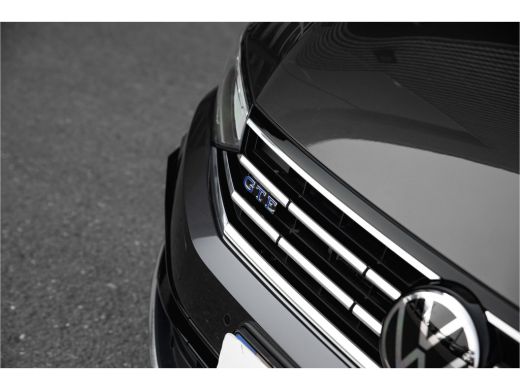 Volkswagen Passat Variant 1.4 TSI PHEV GTE Business | Winterpakket | Carplay | Camera ActivLease financial lease