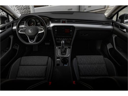 Volkswagen Passat Variant 1.4 TSI PHEV GTE Business | Winterpakket | Carplay | Camera ActivLease financial lease