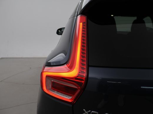 Volvo  XC40 RECHARGE PLUS + WEGKL. TREKHAAK | 20 INCH LMV | STUURVERW. | CAMERA ActivLease financial lease