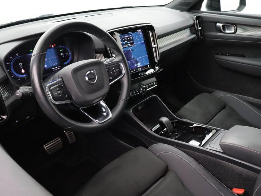 Volvo  XC40 RECHARGE PLUS + WEGKL. TREKHAAK | 20 INCH LMV | STUURVERW. | CAMERA ActivLease financial lease