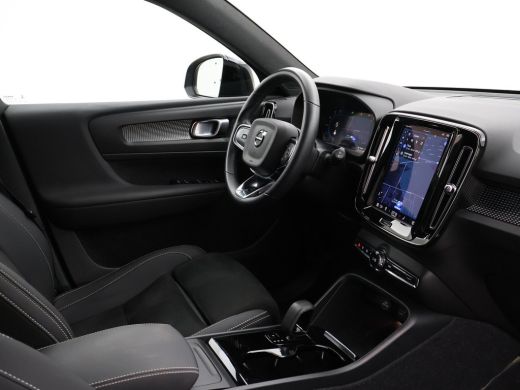 Volvo  XC40 RECHARGE PLUS + WEGKL. TREKHAAK | 20 INCH LMV | STUURVERW. | CAMERA ActivLease financial lease
