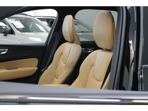 Volvo  XC60 Volvo T6 350PK AWD Ultra Dark | Full Option! | Luchtvering | B&W Audio | Massage | 22'' | 360º view ActivLease financial lease