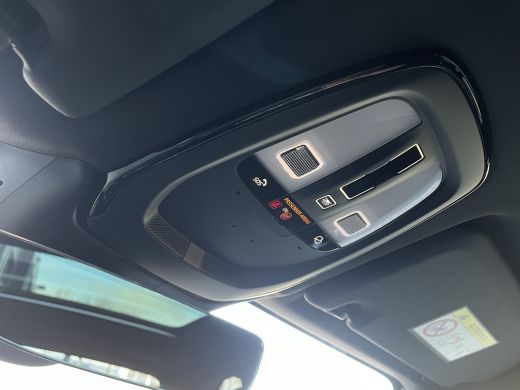 Volvo  XC60 Volvo T8 AWD Ultra Dark Heico | Heico actief uitlaatsysteem | Bowers & Wilkins | Gelaagd Glas | L... ActivLease financial lease