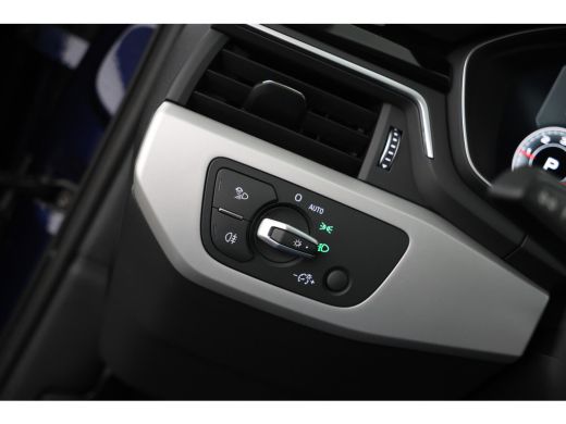 Audi A4 Avant 35 TDI Business Edition Automaat, Leer, Panorama, climate, ActivLease financial lease