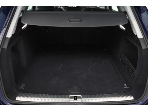 Audi A4 Avant 35 TDI Business Edition Automaat, Leer, Panorama, climate, ActivLease financial lease