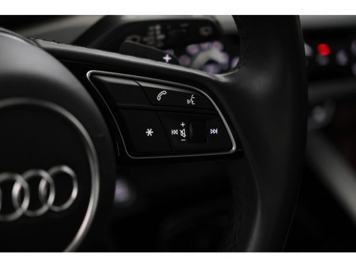 Audi A4 Avant 35 TDI Business Edition Automaat, Leer, Panorama, climate, ActivLease financial lease