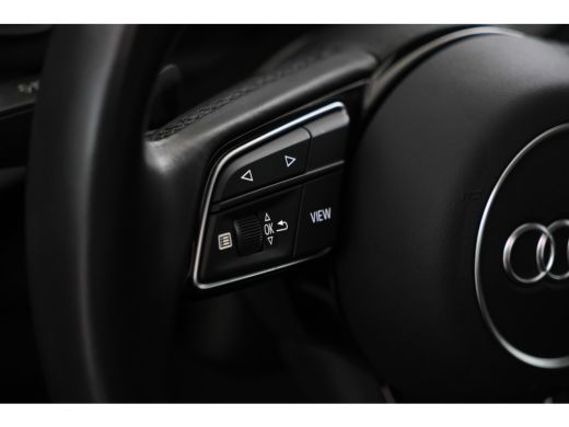 Audi A4 Avant 35 TDI Business Edition Automaat, Leer, Panorama, climate, ActivLease financial lease