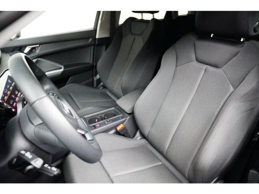Audi Q3 35 TFSI 150PK S-Tronic Advanced Edition | CAMERA | AUTO A. KLEP | TREKHAAK ActivLease financial lease