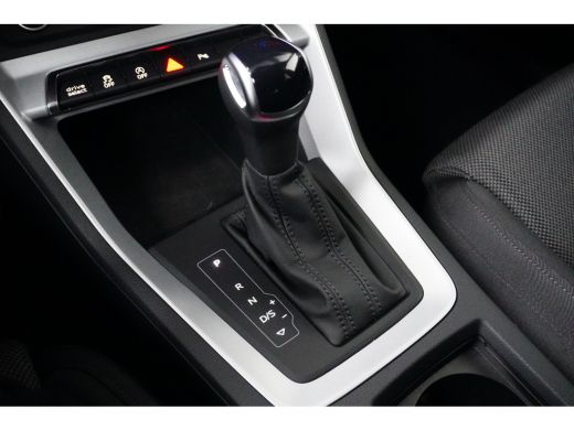 Audi Q3 35 TFSI 150PK S-Tronic Advanced Edition | CAMERA | AUTO A. KLEP | TREKHAAK ActivLease financial lease