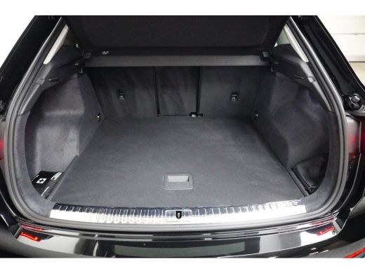 Audi Q3 35 TFSI 150PK S-Tronic Advanced Edition | CAMERA | AUTO A. KLEP | TREKHAAK ActivLease financial lease