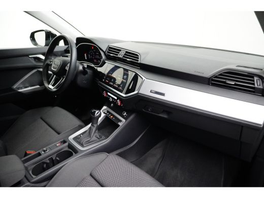 Audi Q3 35 TFSI 150PK S-Tronic Advanced Edition | CAMERA | AUTO A. KLEP | TREKHAAK ActivLease financial lease