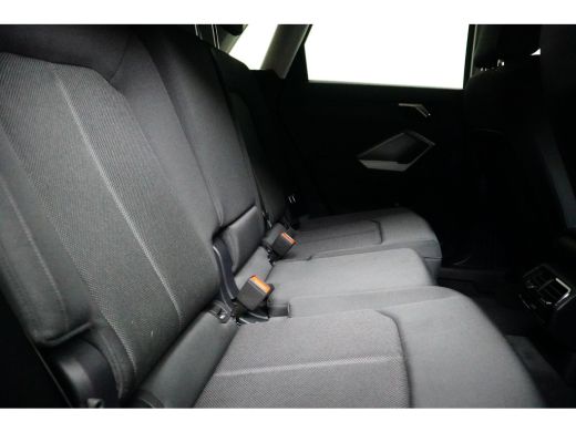 Audi Q3 35 TFSI 150PK S-Tronic Advanced Edition | CAMERA | AUTO A. KLEP | TREKHAAK ActivLease financial lease