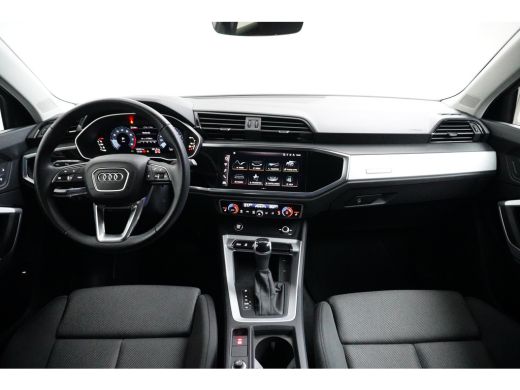 Audi Q3 35 TFSI 150PK S-Tronic Advanced Edition | CAMERA | AUTO A. KLEP | TREKHAAK ActivLease financial lease