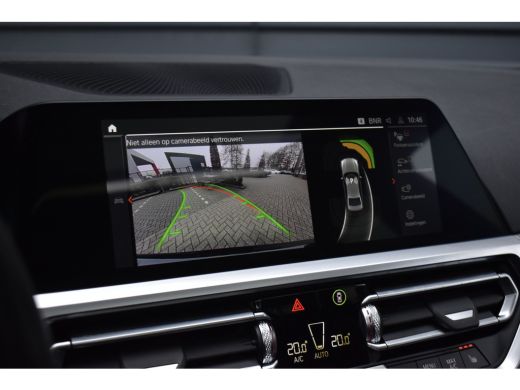 BMW 3 Serie High Executive M Sport Shadow | Schuif/Kanteldak | Laser Light | Head-Up | CarPlay | 19'' Velgen ... ActivLease financial lease