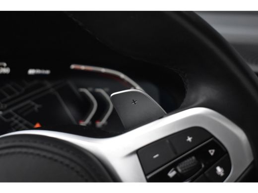 BMW 3 Serie High Executive M Sport Shadow | Schuif/Kanteldak | Laser Light | Head-Up | CarPlay | 19'' Velgen ... ActivLease financial lease