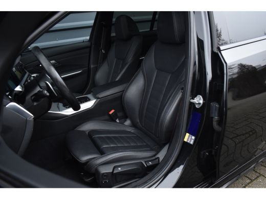 BMW 3 Serie High Executive M Sport Shadow | Schuif/Kanteldak | Laser Light | Head-Up | CarPlay | 19'' Velgen ... ActivLease financial lease