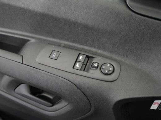 Fiat Doblò 1.5 BlueHDi 130 pk Automaat S&S L1 1000kg | € 2.990,- Voorraad voordeel | Navigatie via App | Dra... ActivLease financial lease