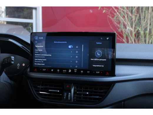 Ford Kuga Ford 2.5 PHEV 243pk ST-Line X Head-up | Matrix LED | Adapt. Cruise | Winterpack | Blis | 20'' ActivLease financial lease