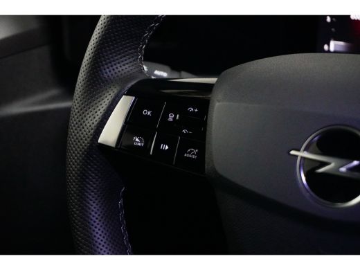 Opel Astra 1.2 Turbo GS | Adaptive Cruise controle| Apple Carplay & Android auto | Climat control ActivLease financial lease